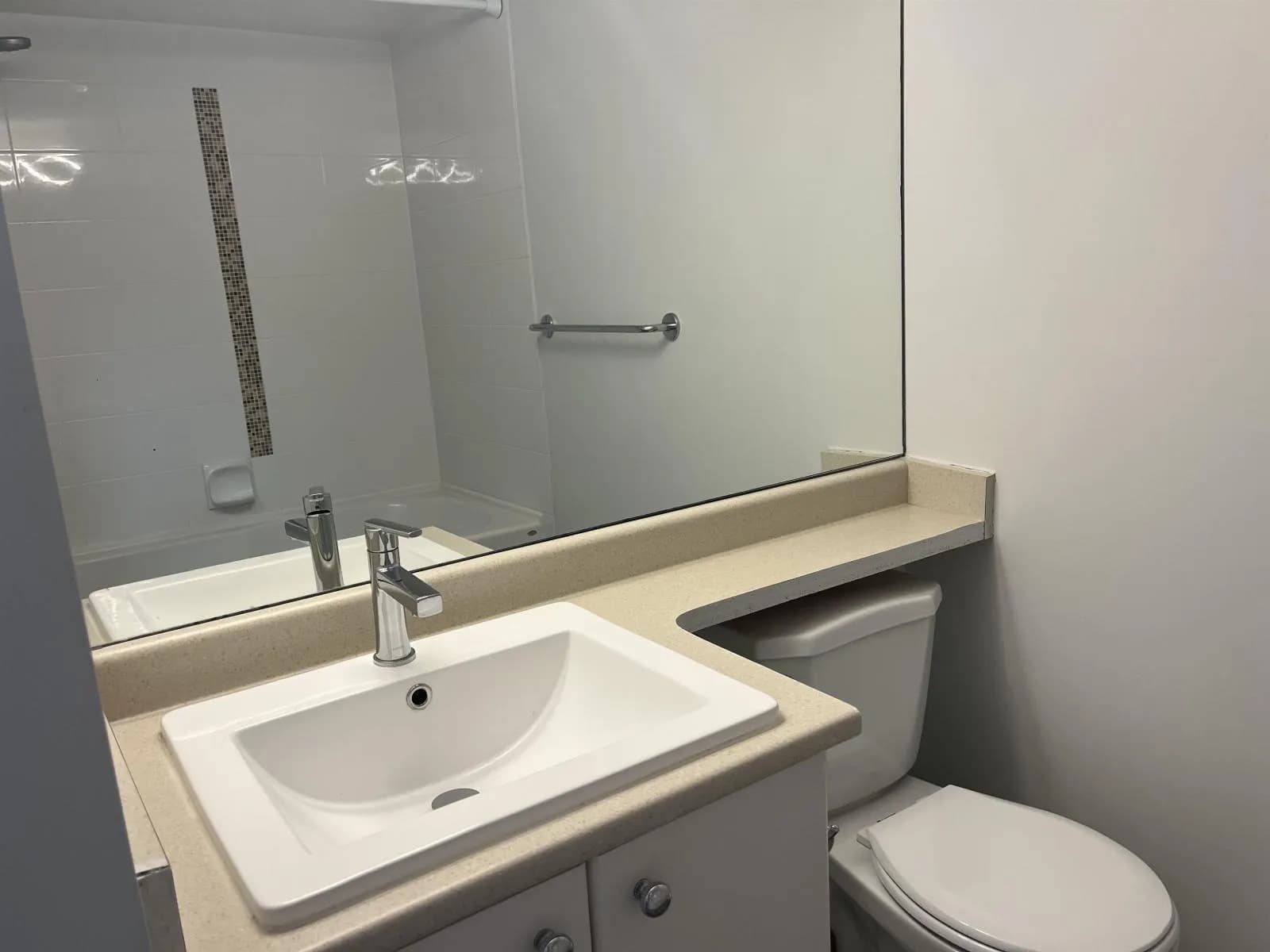 #101 45567 YALE ROAD, Chilliwack, BC photo 5