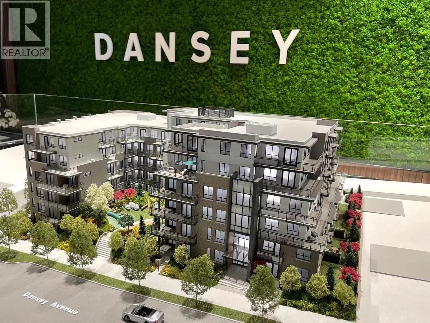 #509 599 DANSEY AVENUE, Coquitlam, BC photo 4