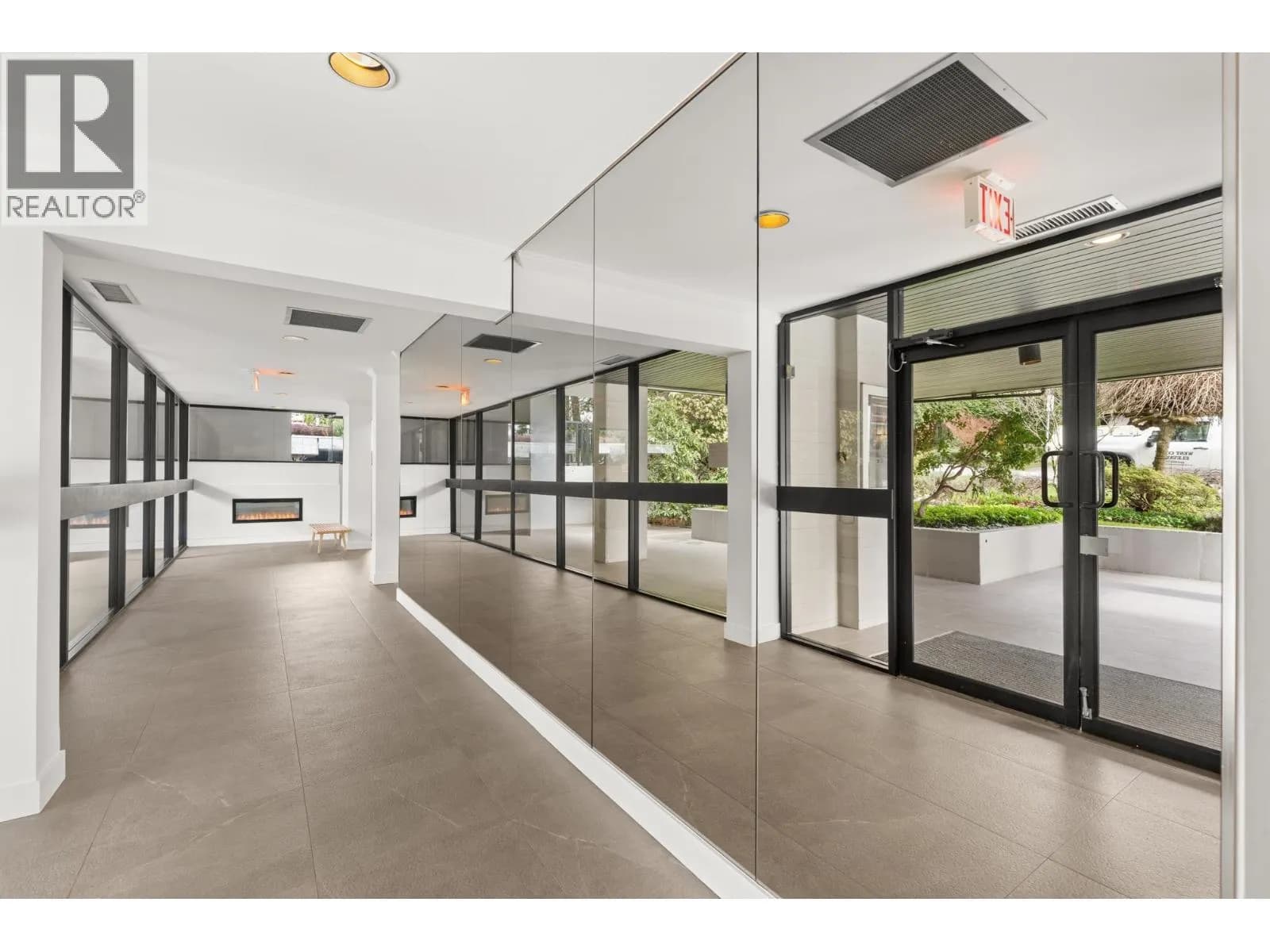 #704 650 16TH STREET, West Vancouver, BC photo 5
