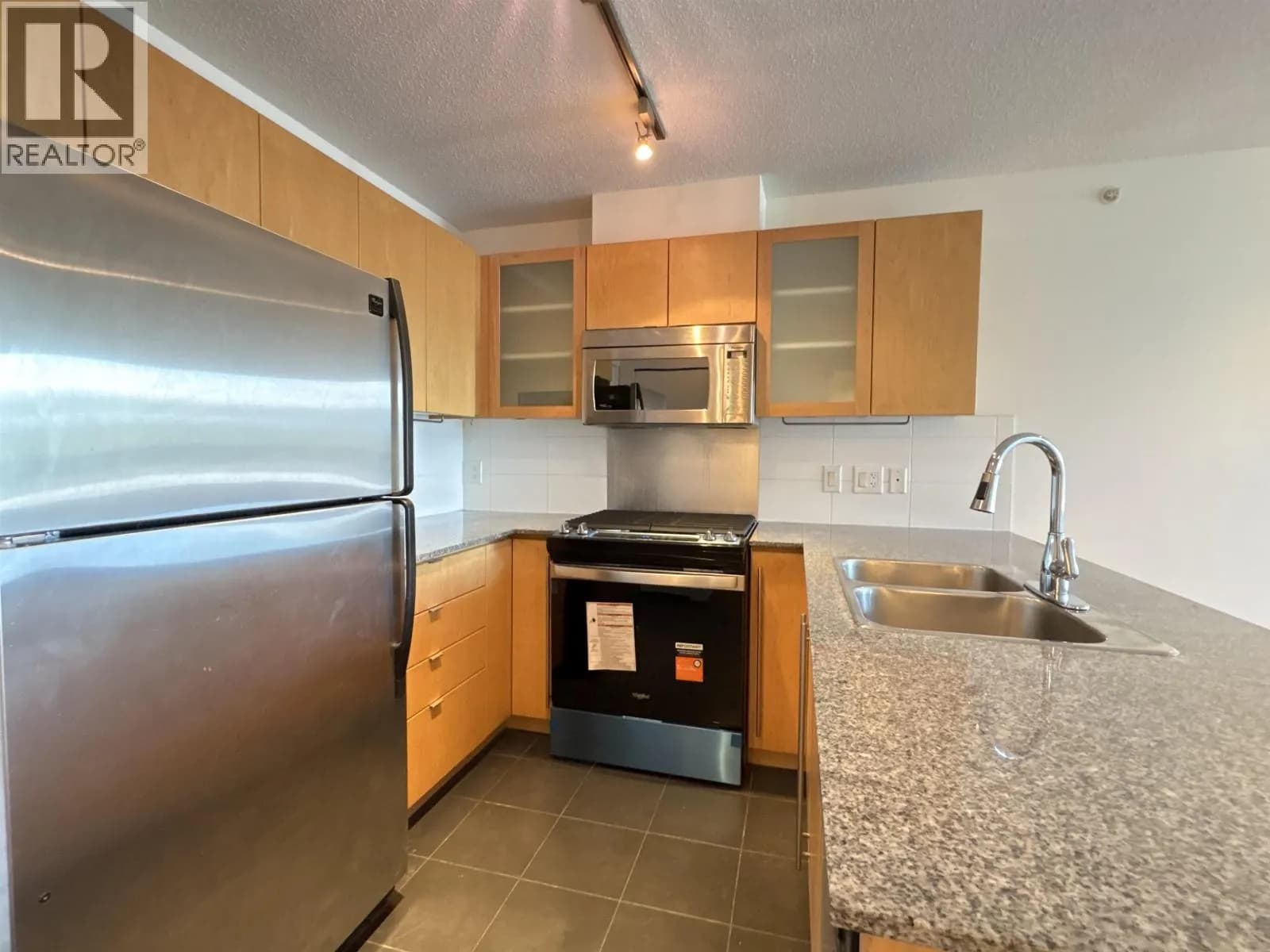 #602 7575 ALDERBRIDGE WAY, Richmond, BC photo 3