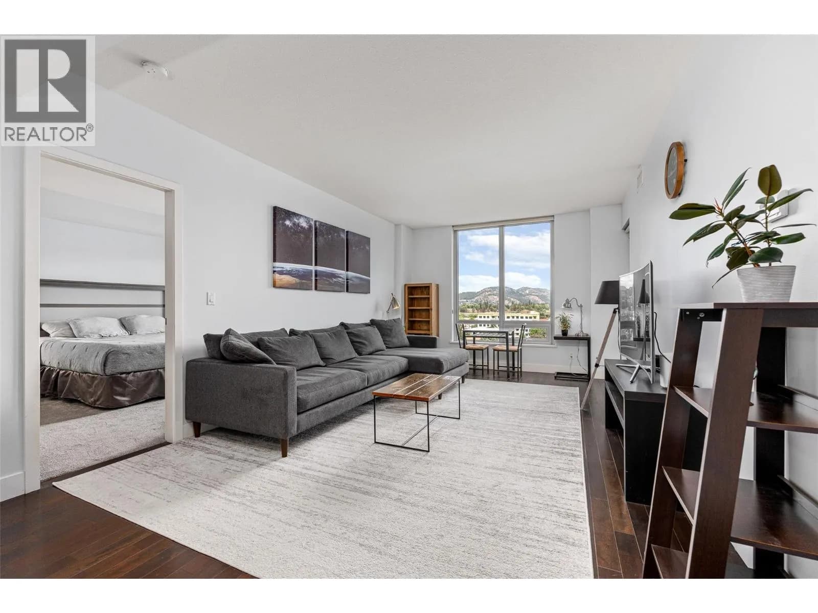 #807 2040 Springfield Road, Kelowna, BC photo 4