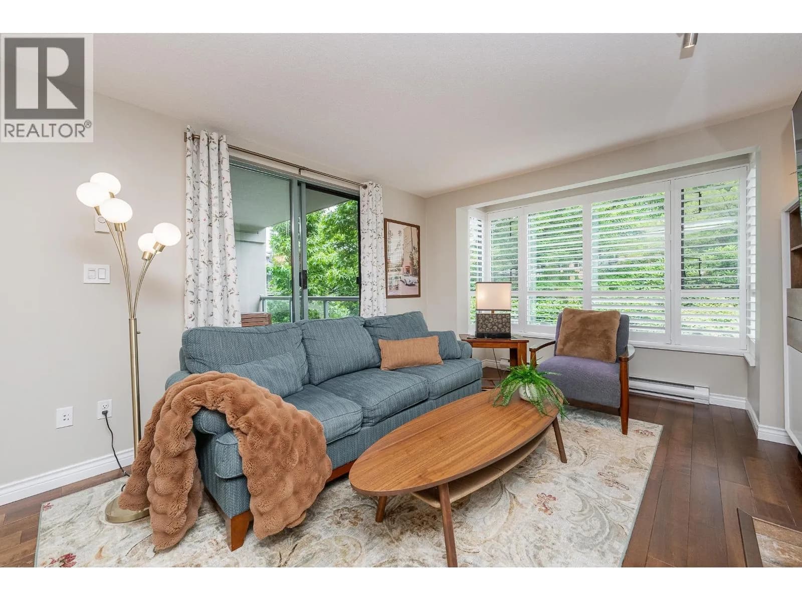 #304 220 NEWPORT DRIVE, Port Moody, BC photo 3