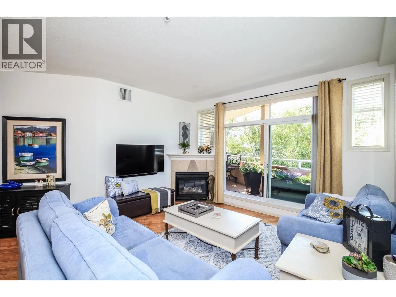 #312 1088 Sunset Drive, Kelowna, BC photo 3