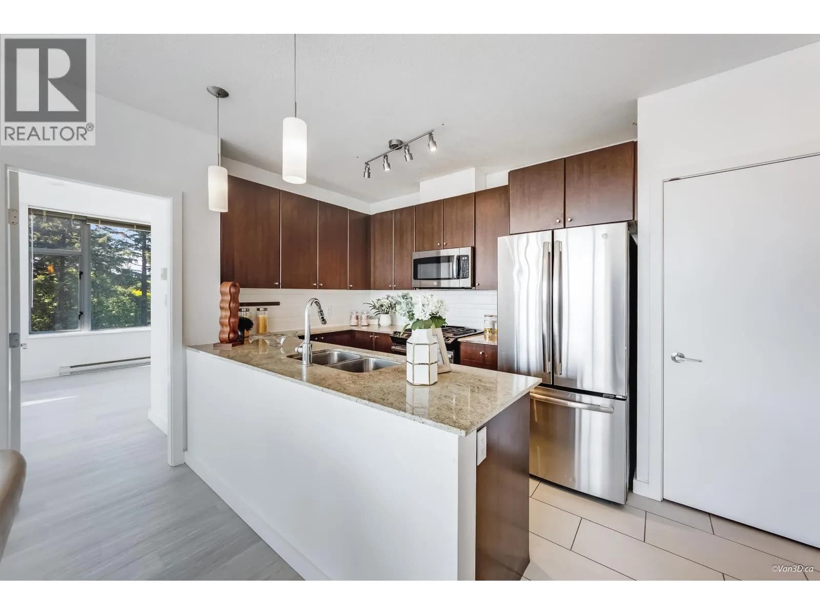 #1206 280 ROSS DRIVE, New Westminster, BC photo 5