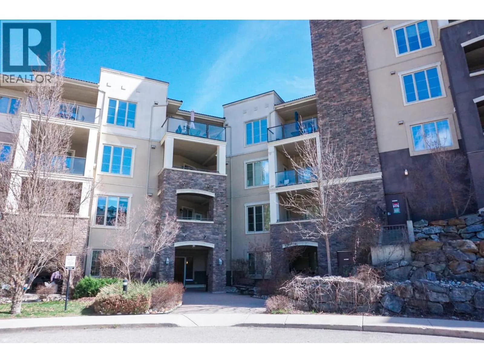 1875 Country Club Drive, Kelowna