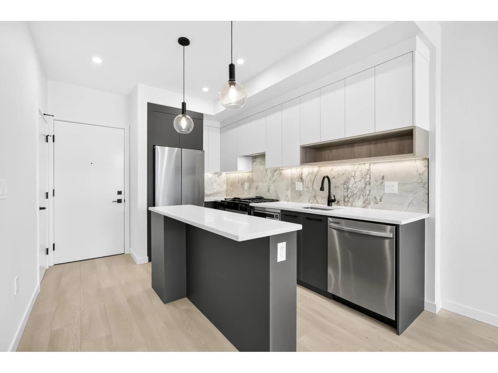 #220 6220 GOOSEBERRY DRIVE, Surrey, BC photo 4