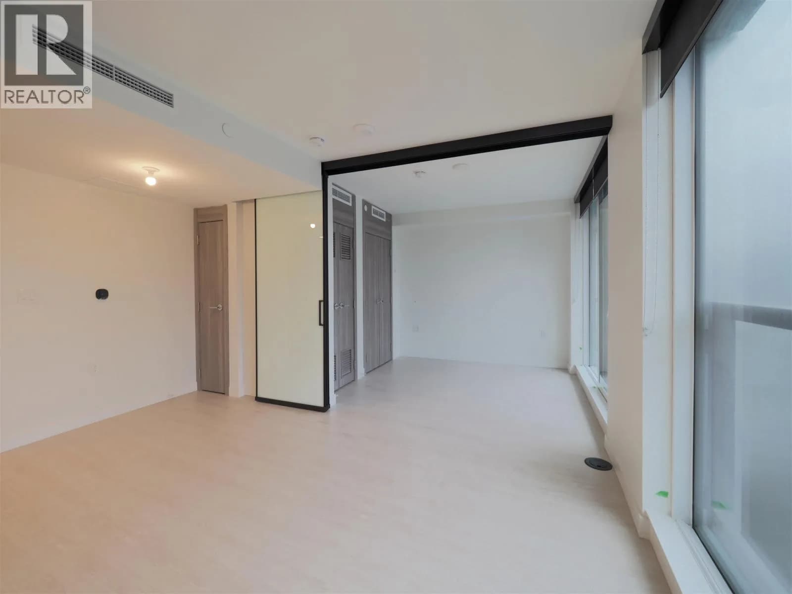 #801 1768 COOK STREET, Vancouver, BC photo 5