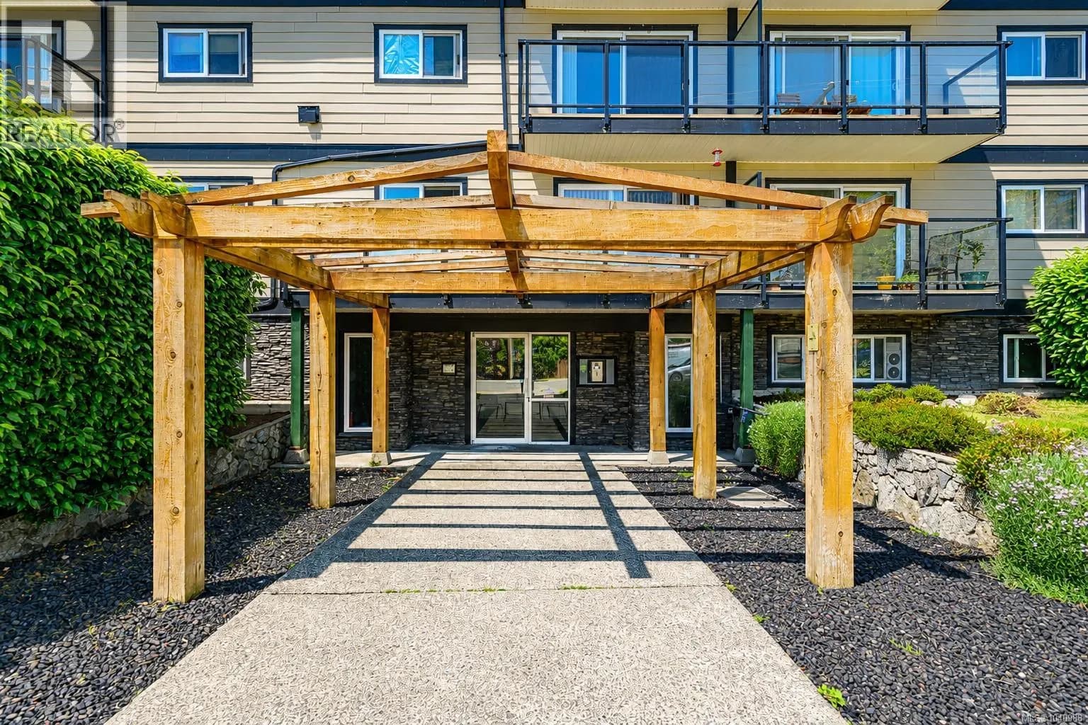 218 Bayview Ave, Ladysmith