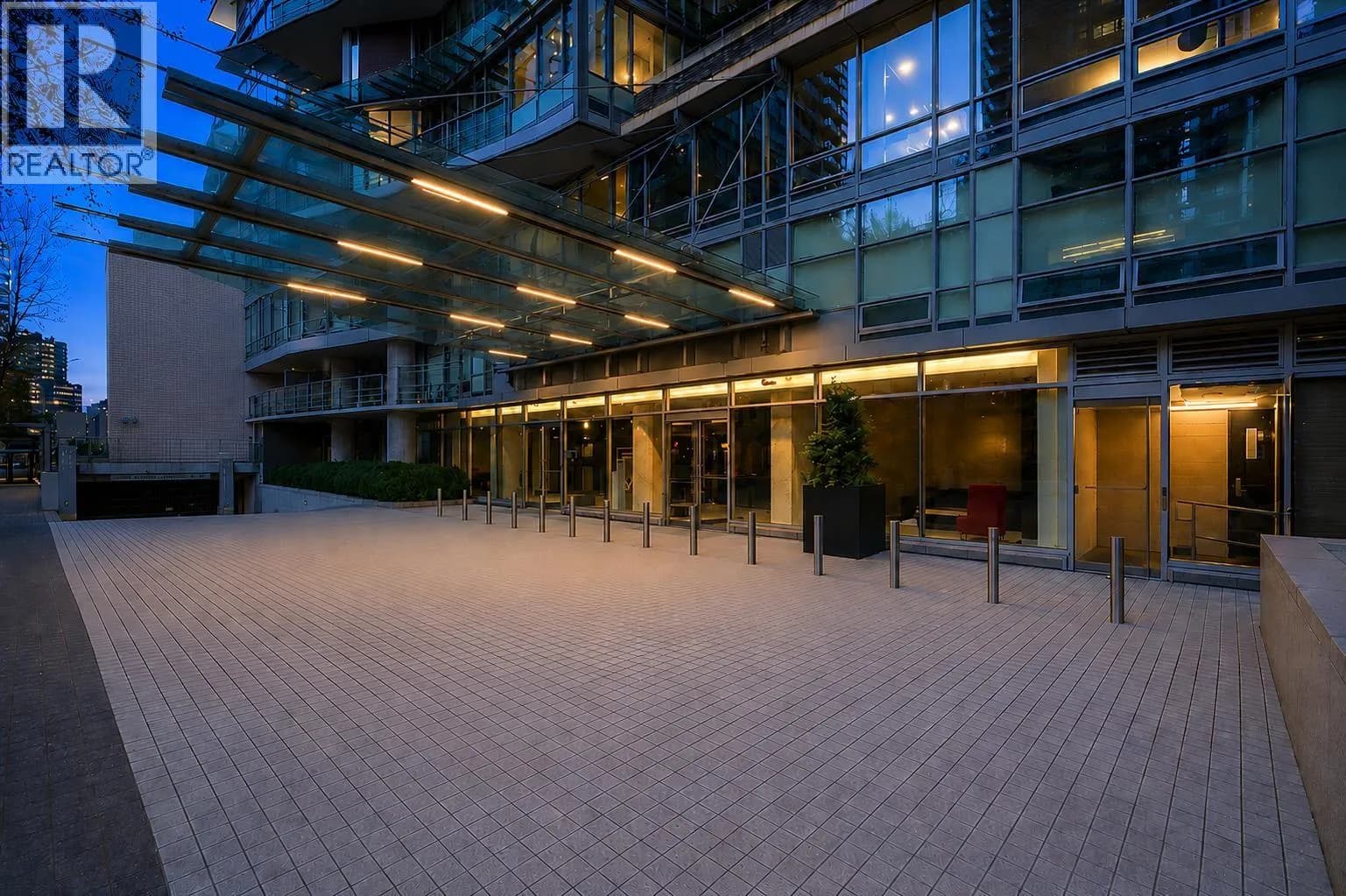 #PH02 1283 HOWE STREET, Vancouver, BC photo 2