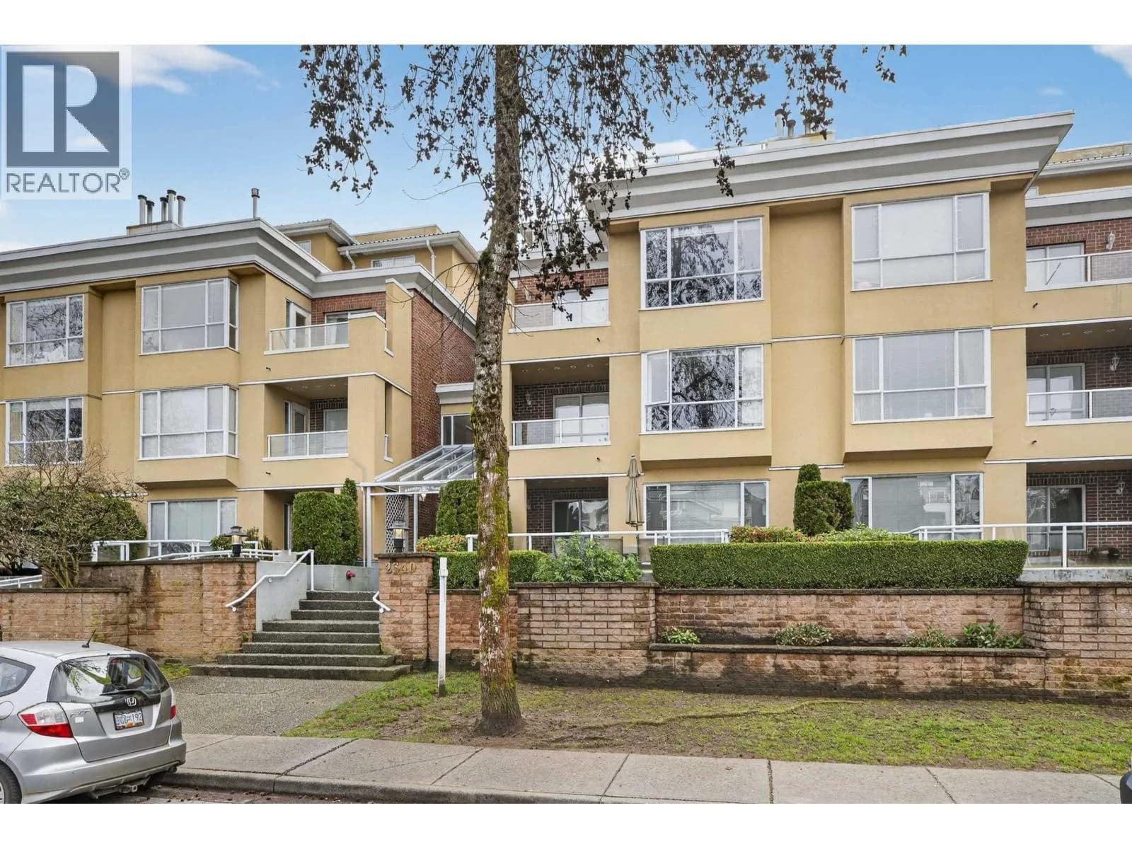 #308 2340 HAWTHORNE AVENUE, Port Coquitlam, BC photo 2