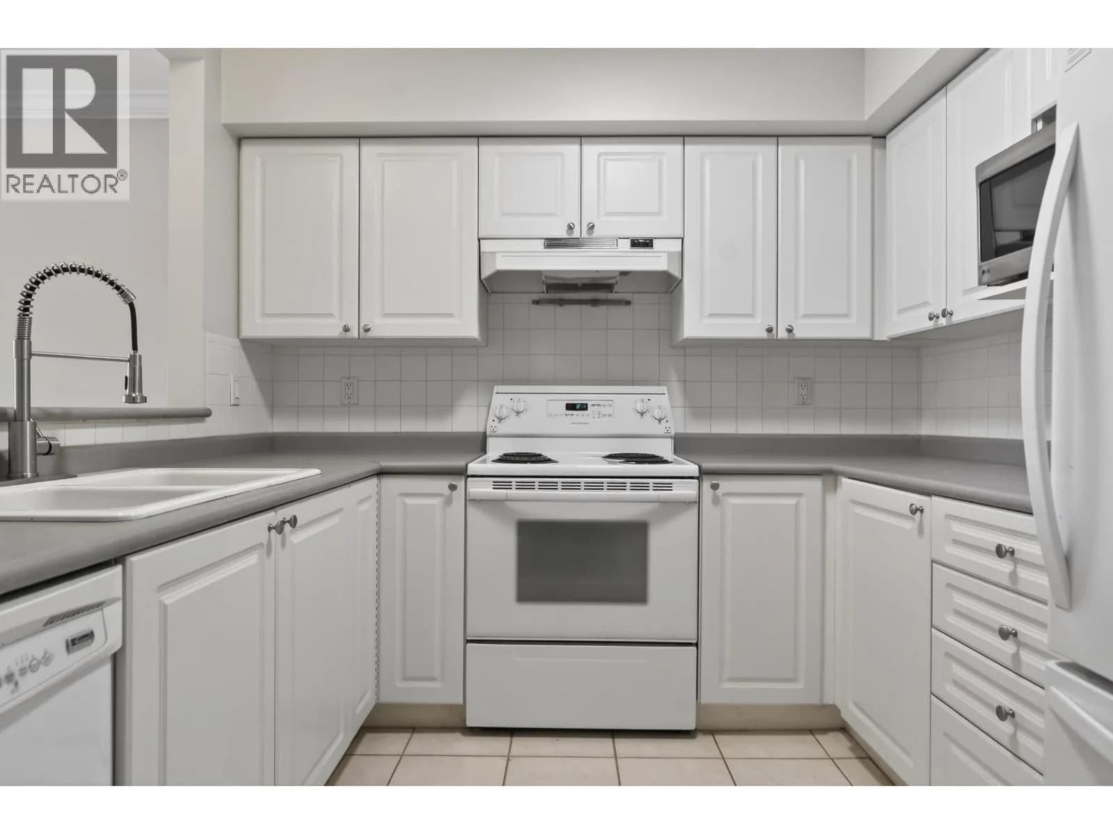 #308 2340 HAWTHORNE AVENUE, Port Coquitlam, BC photo 5