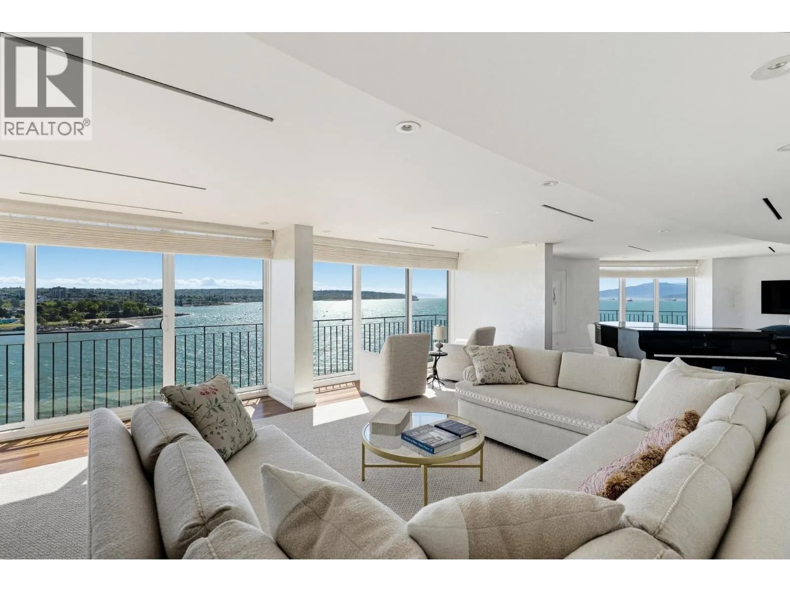 1575 BEACH AVENUE, Vancouver