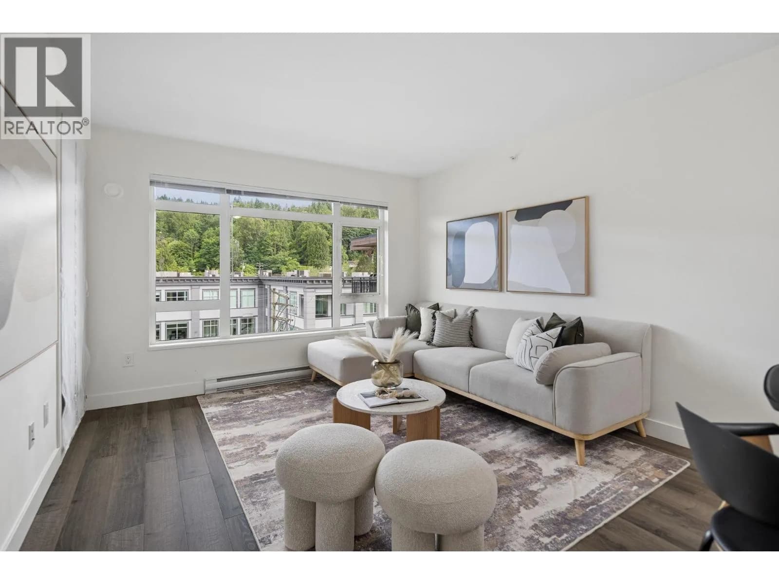 #501 2525 CLARKE STREET, Port Moody, BC photo 2