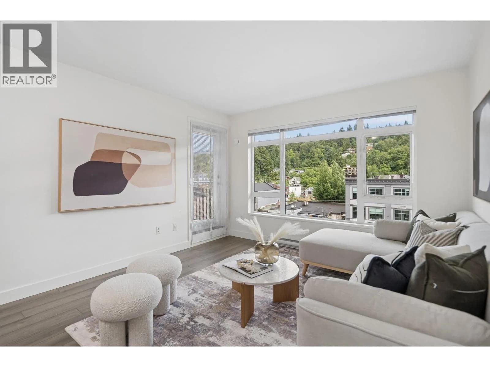#501 2525 CLARKE STREET, Port Moody, BC photo 4