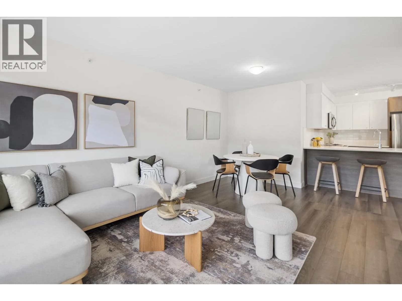 #501 2525 CLARKE STREET, Port Moody, BC photo 5