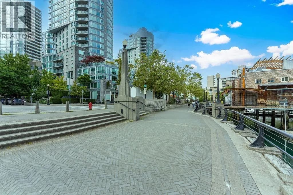 #1506 1238 MELVILLE STREET, Vancouver, BC photo 3