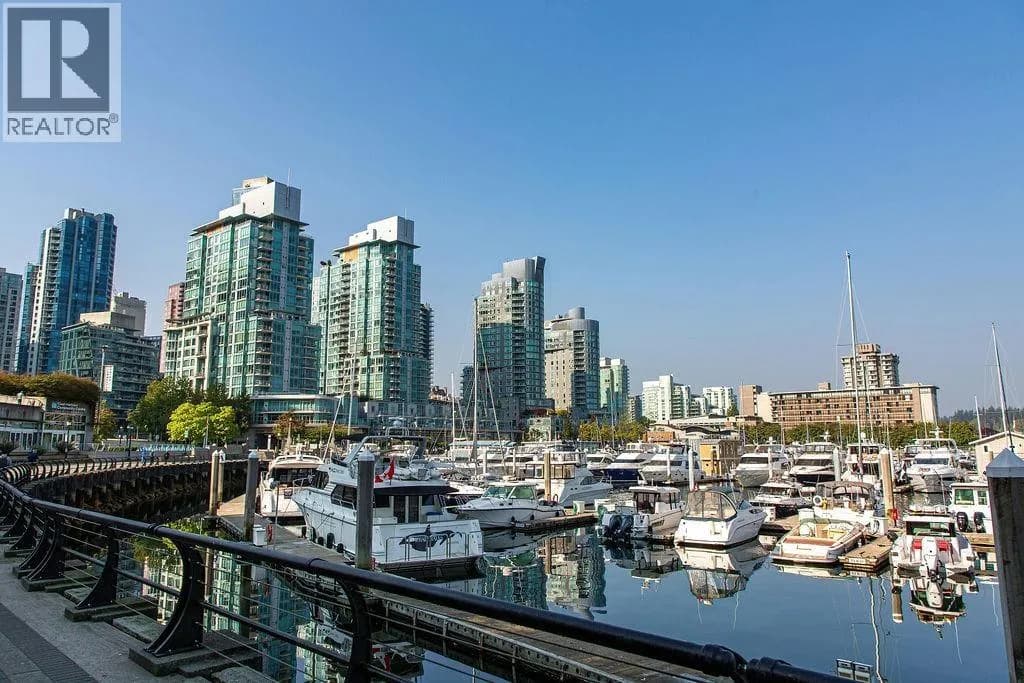 #1506 1238 MELVILLE STREET, Vancouver, BC photo 4