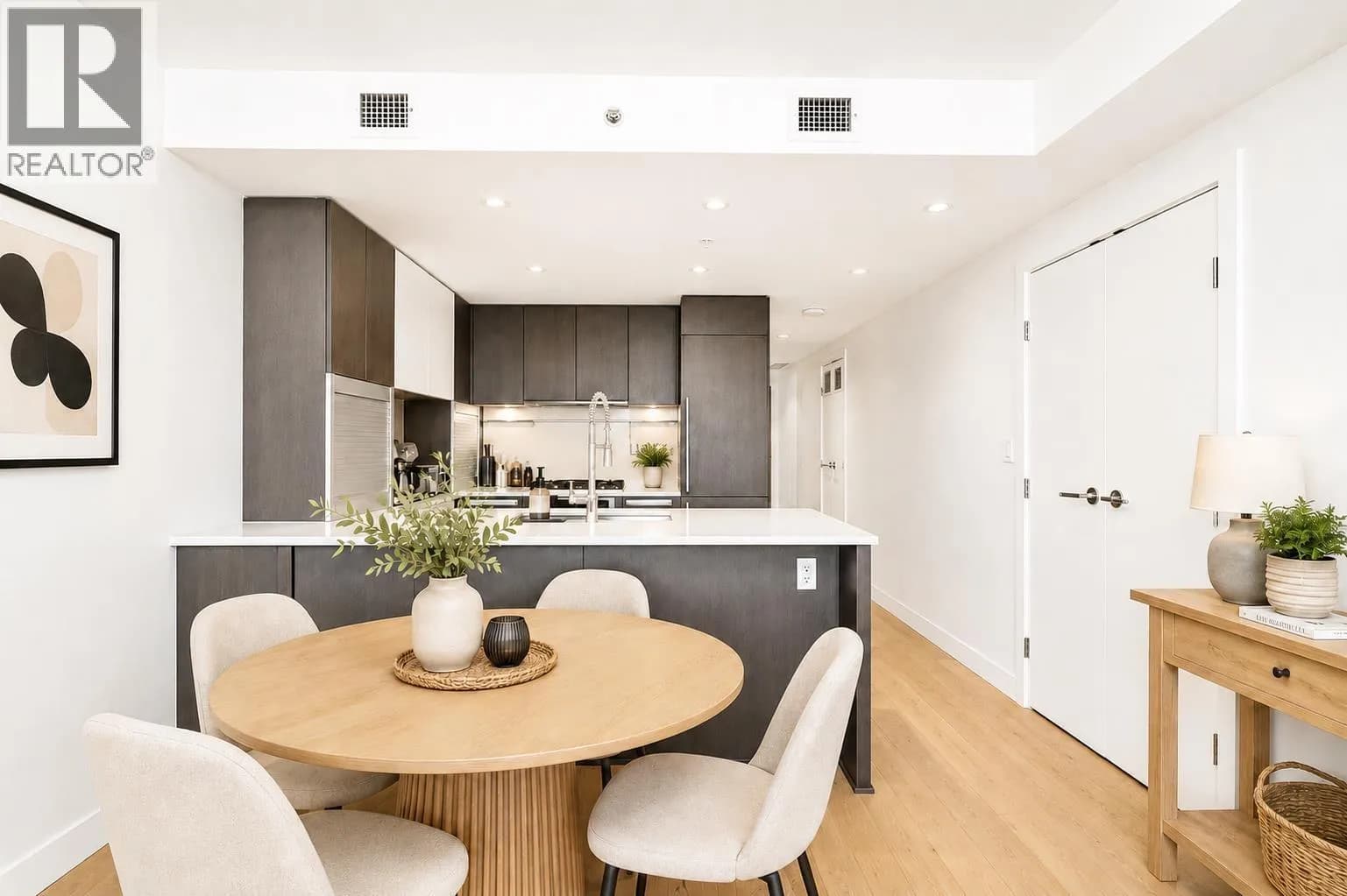 #705 288 W 1ST AVENUE, Vancouver, BC photo 5