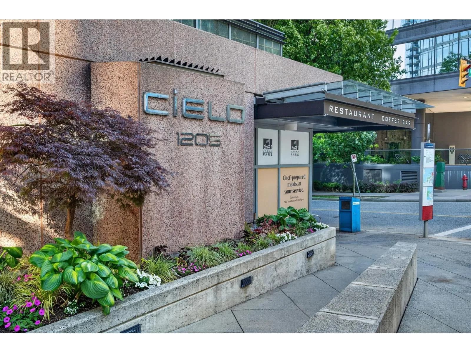 #702 1205 W HASTINGS STREET, Vancouver, BC photo 3