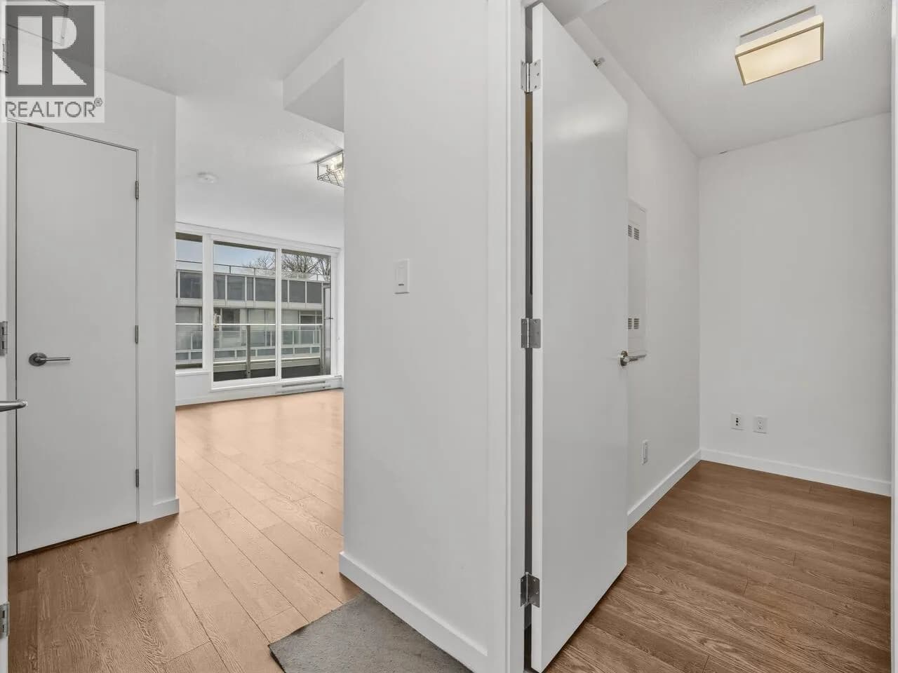 #622 5665 BOUNDARY ROAD, Vancouver, BC photo 5