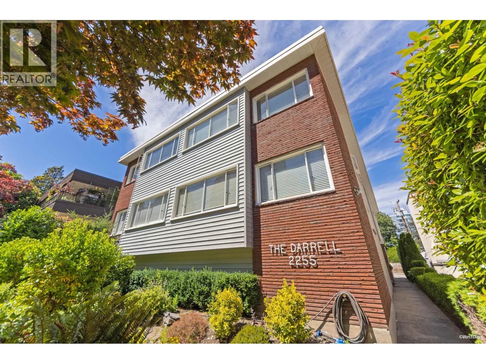 2255 W 40TH AVENUE, Vancouver