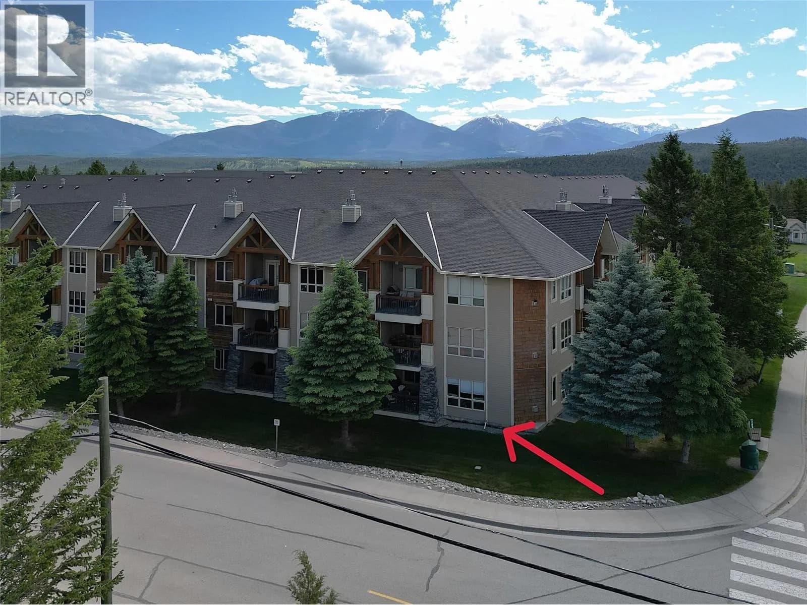 #1106 7495 COLUMBIA Avenue, Radium Hot Springs, BC photo 5