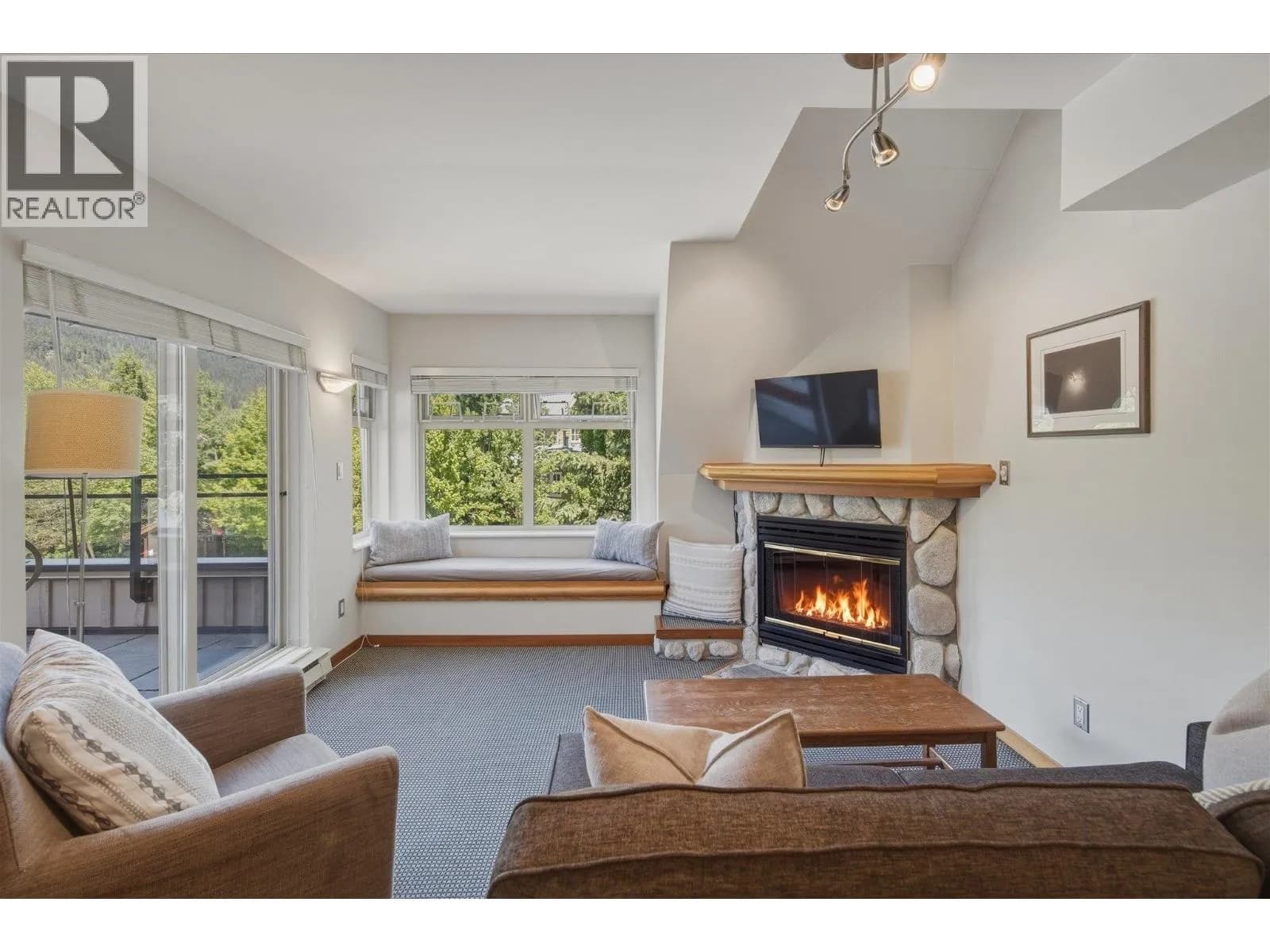 #217 2050 LAKE PLACID ROAD, Whistler, BC photo 4