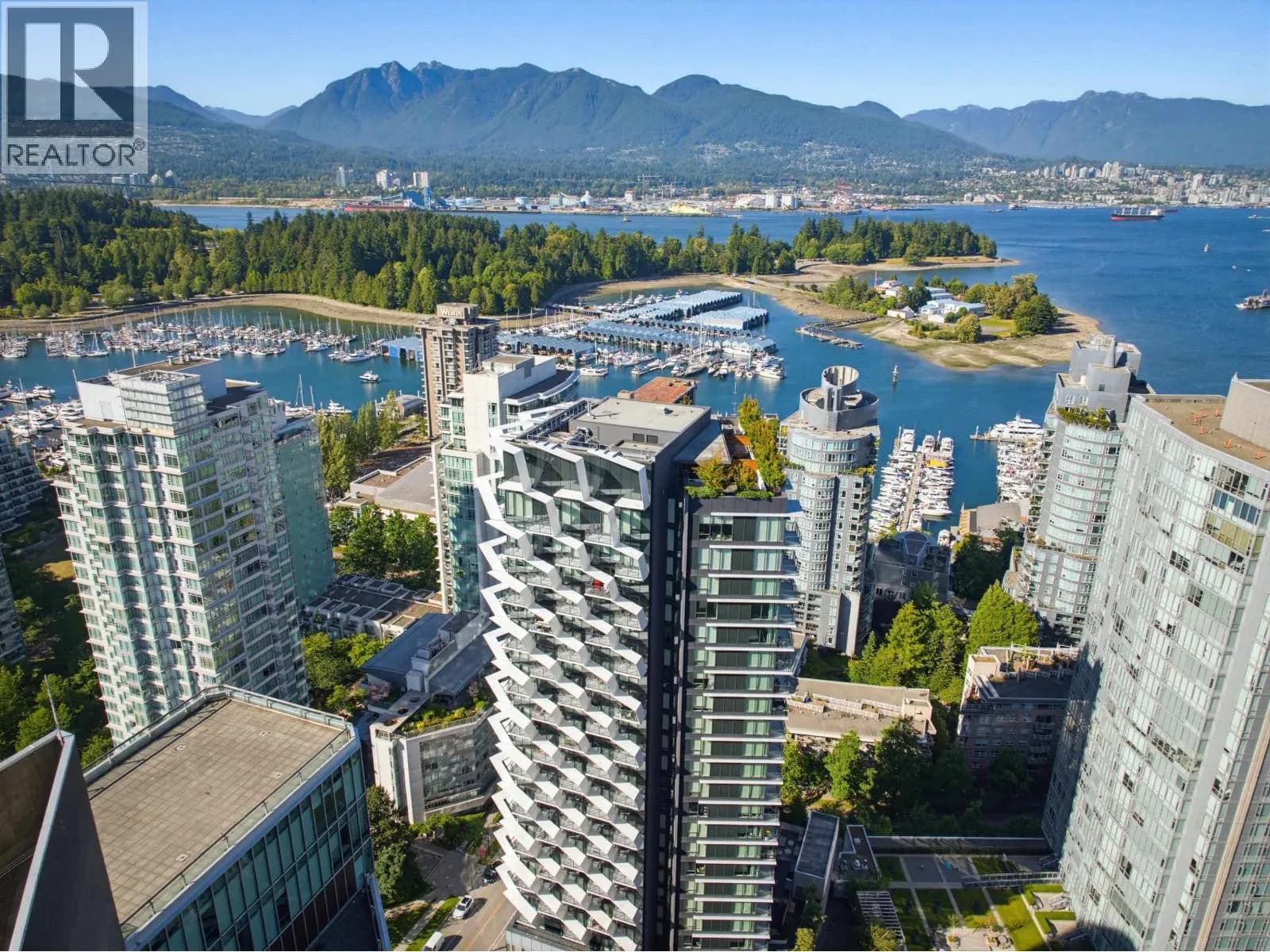 #2303 620 CARDERO STREET, Vancouver, BC photo 5