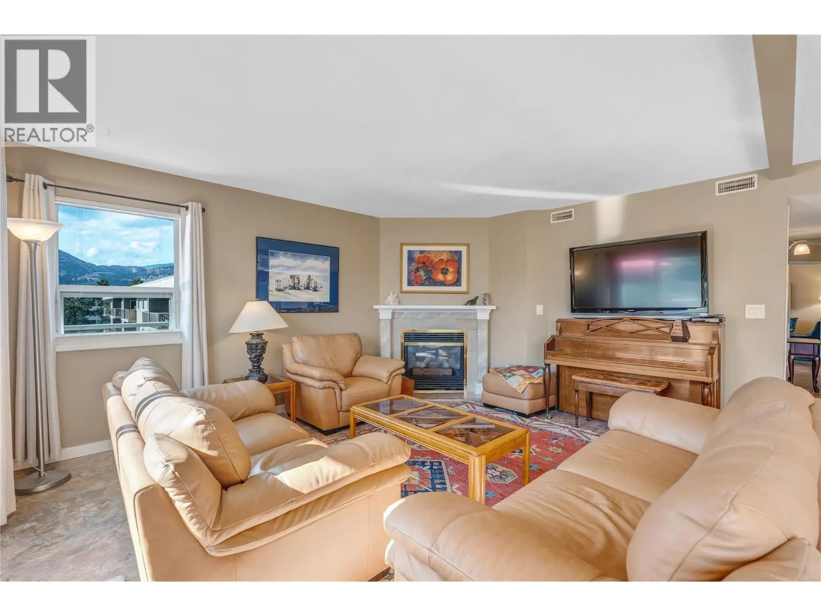 #303 3595 Skaha Lake Road, Penticton, BC photo 4