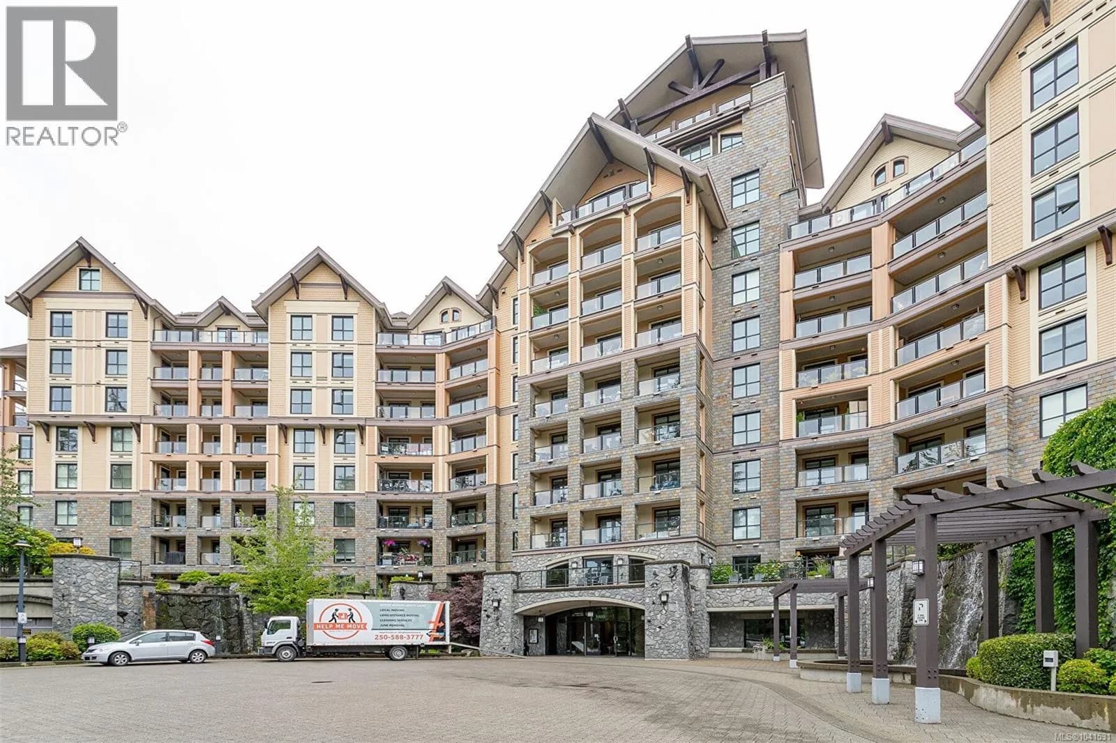 #524 1400 LYNBURNE Pl, Langford, BC photo 1