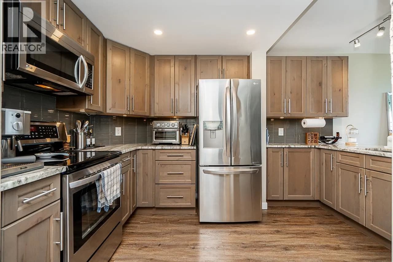 #1203 2041 BELLWOOD AVENUE, Burnaby, BC photo 4