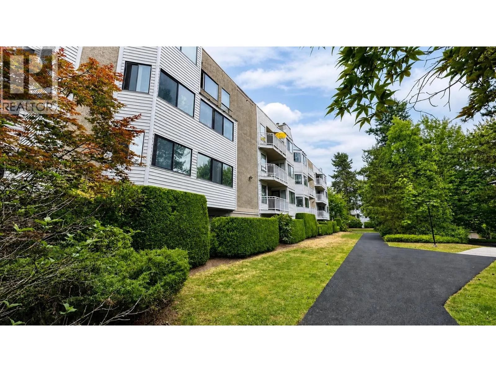9584 MANCHESTER DRIVE, Burnaby