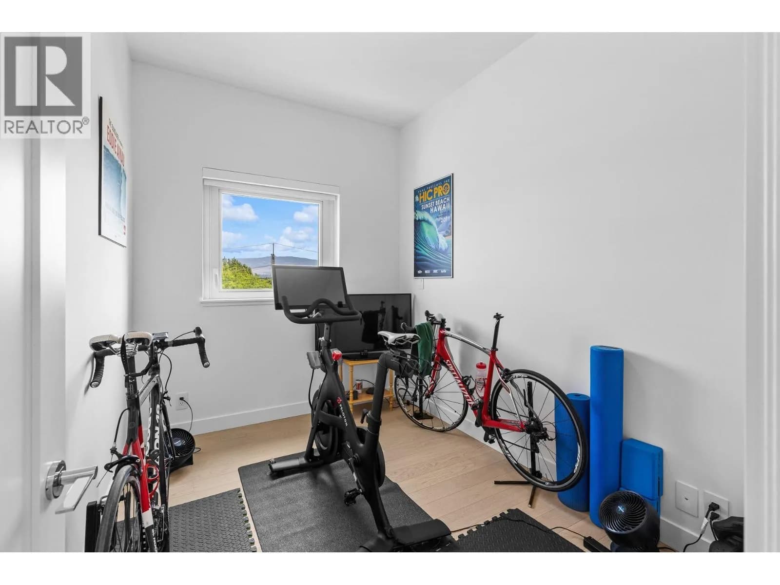 #407 3389 Lakeshore Road, Kelowna, BC photo 5