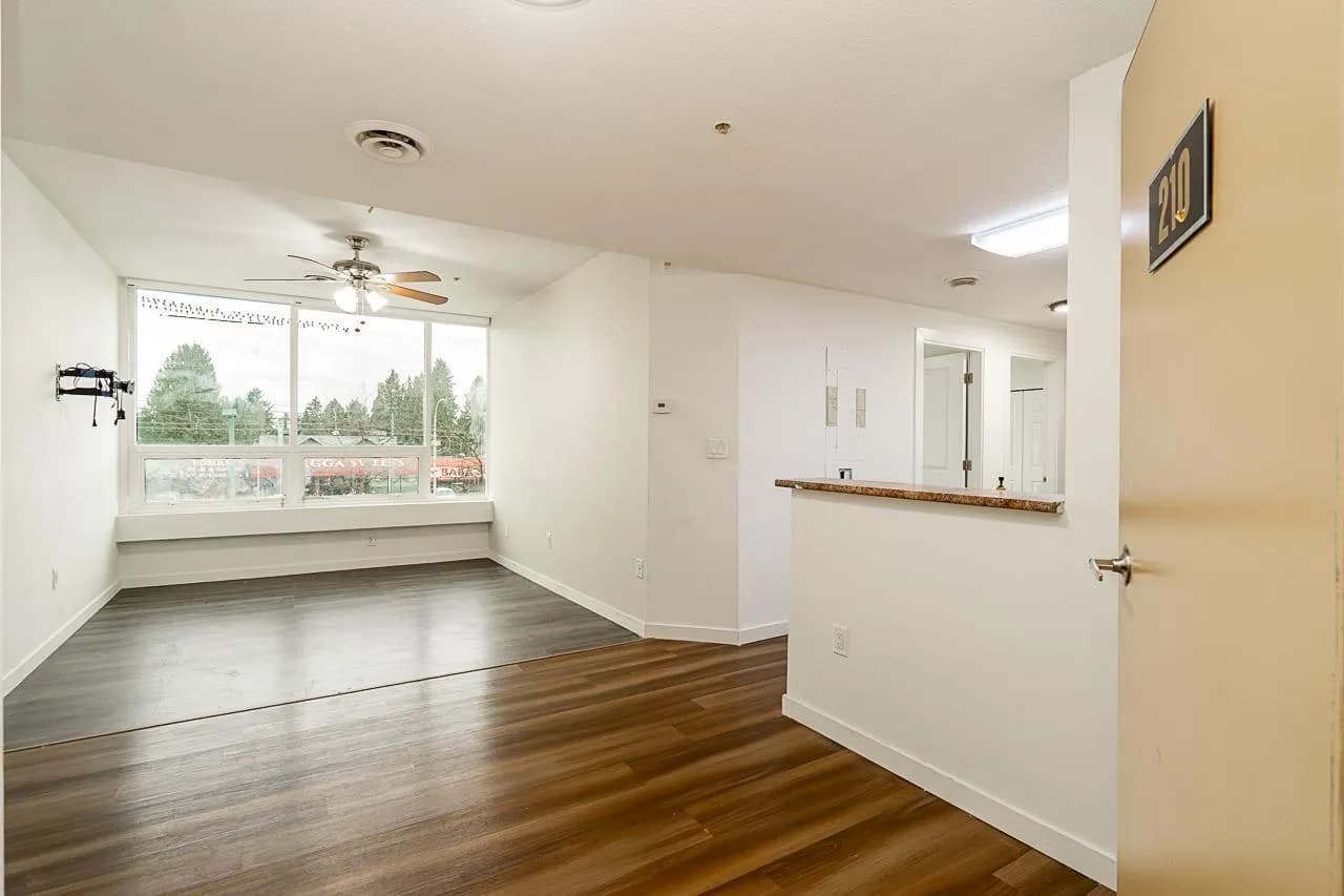 #210 9278 120 STREET, Surrey, BC photo 4
