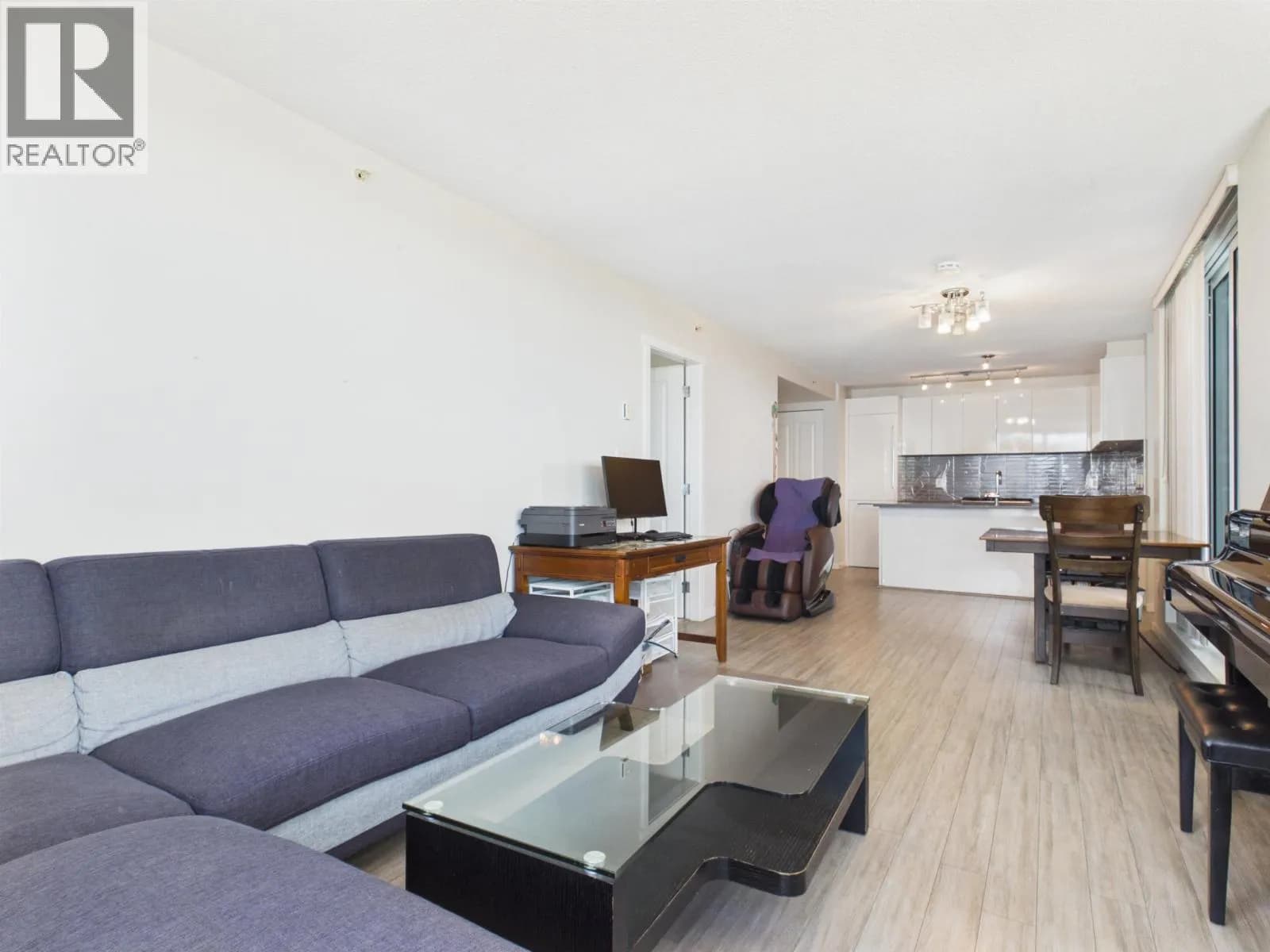 #1605 6658 DOW AVENUE, Burnaby, BC photo 5