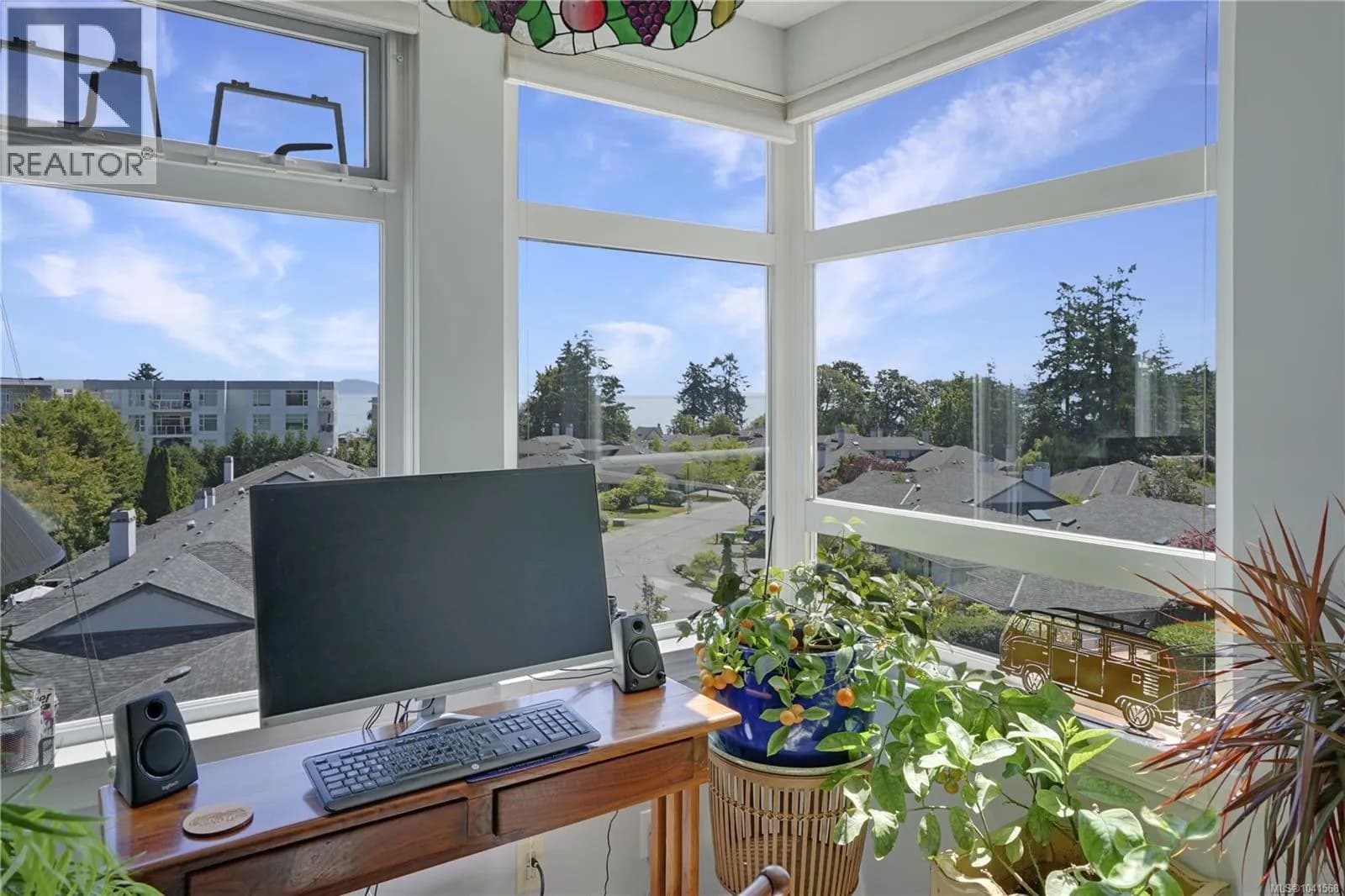 5110 Cordova Bay Rd, Saanich