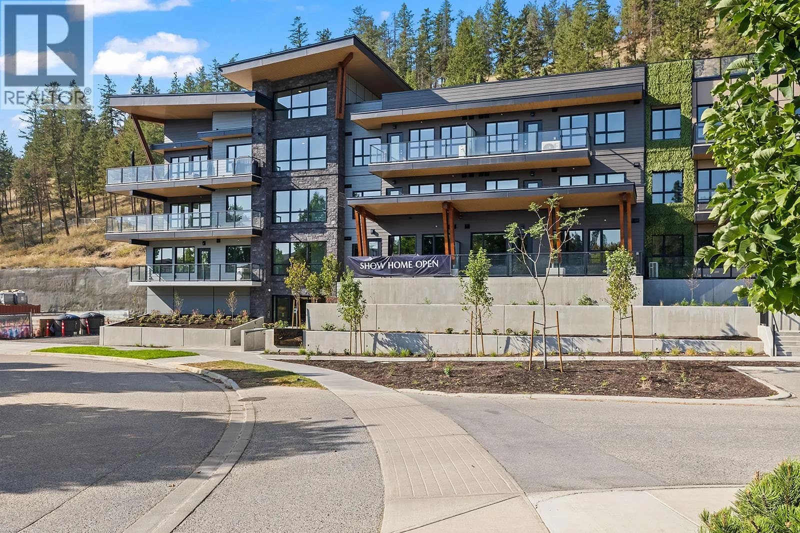 630 Boynton Place, Kelowna