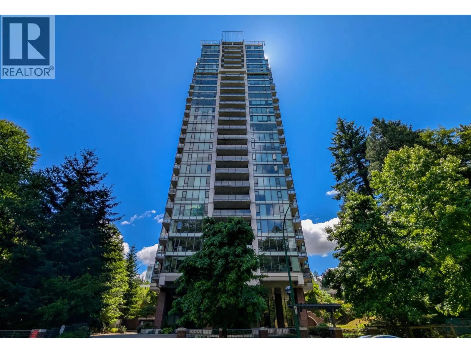 7088 18TH AVENUE, Burnaby