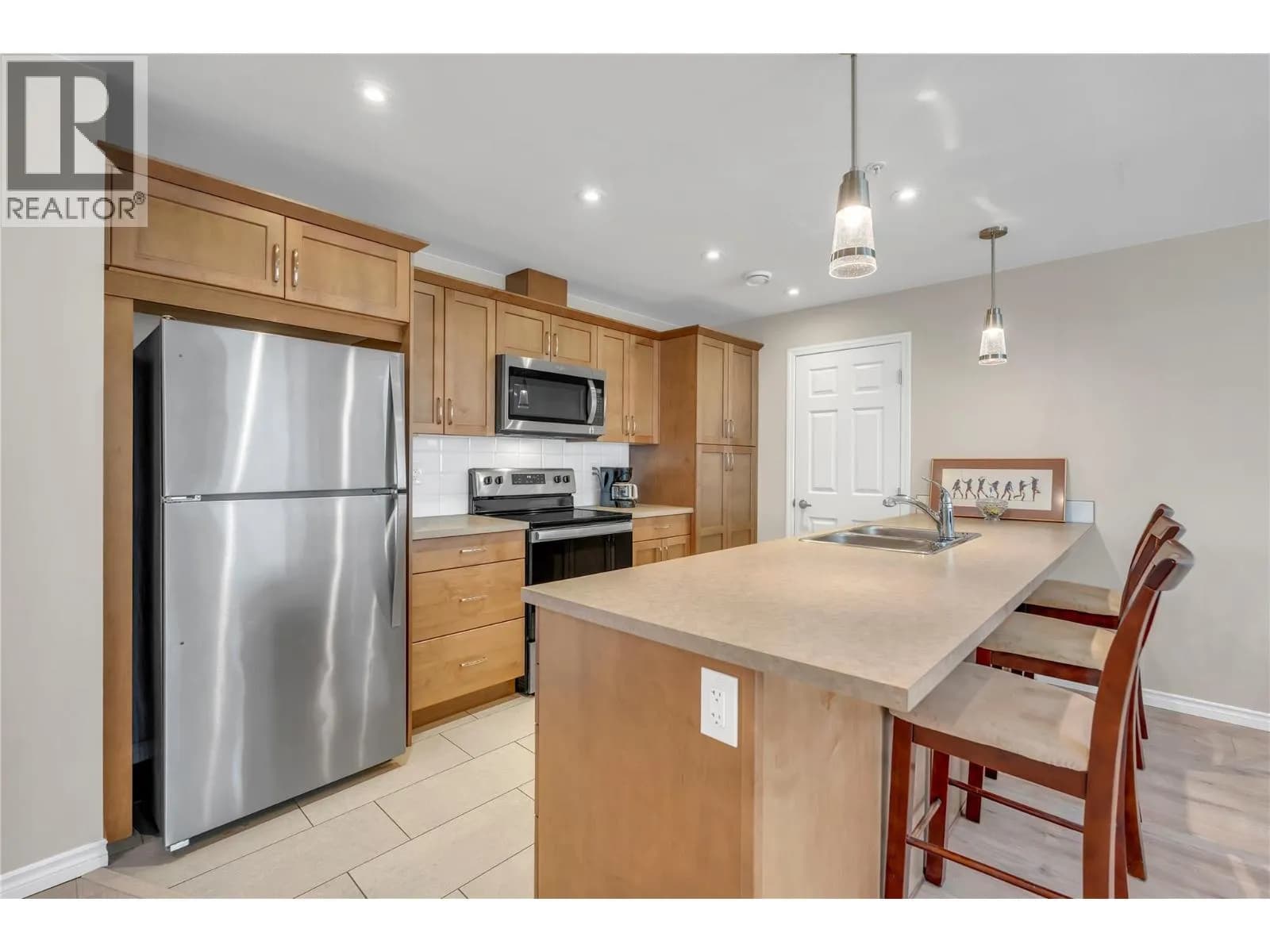 #804 3346 SKAHA LAKE Road, Penticton, BC photo 5