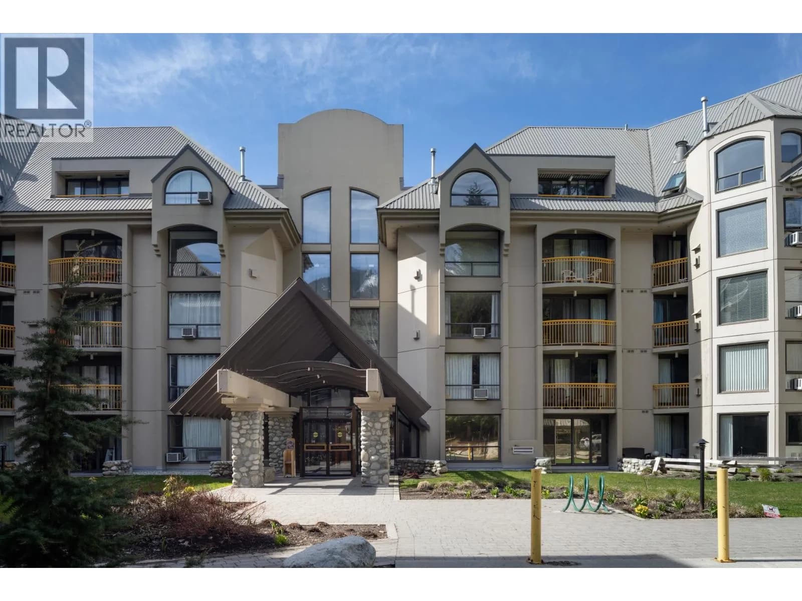 #613 4809 SPEARHEAD DRIVE, Whistler, BC photo 3