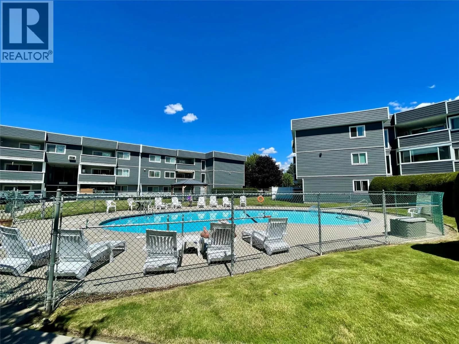 #332 495 All Star Court, Kelowna, BC photo 3