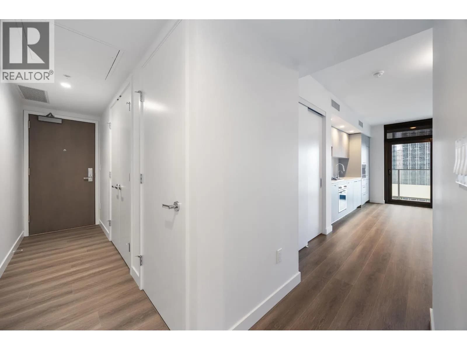 #1506 6608 SUSSEX AVENUE, Burnaby, BC photo 4