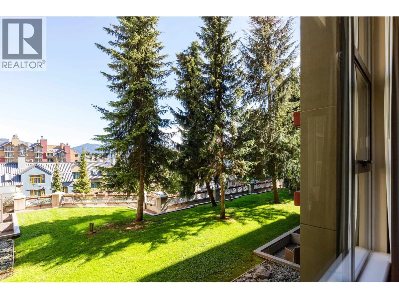 #487 4090 WHISTLER WAY, Whistler, BC photo 4