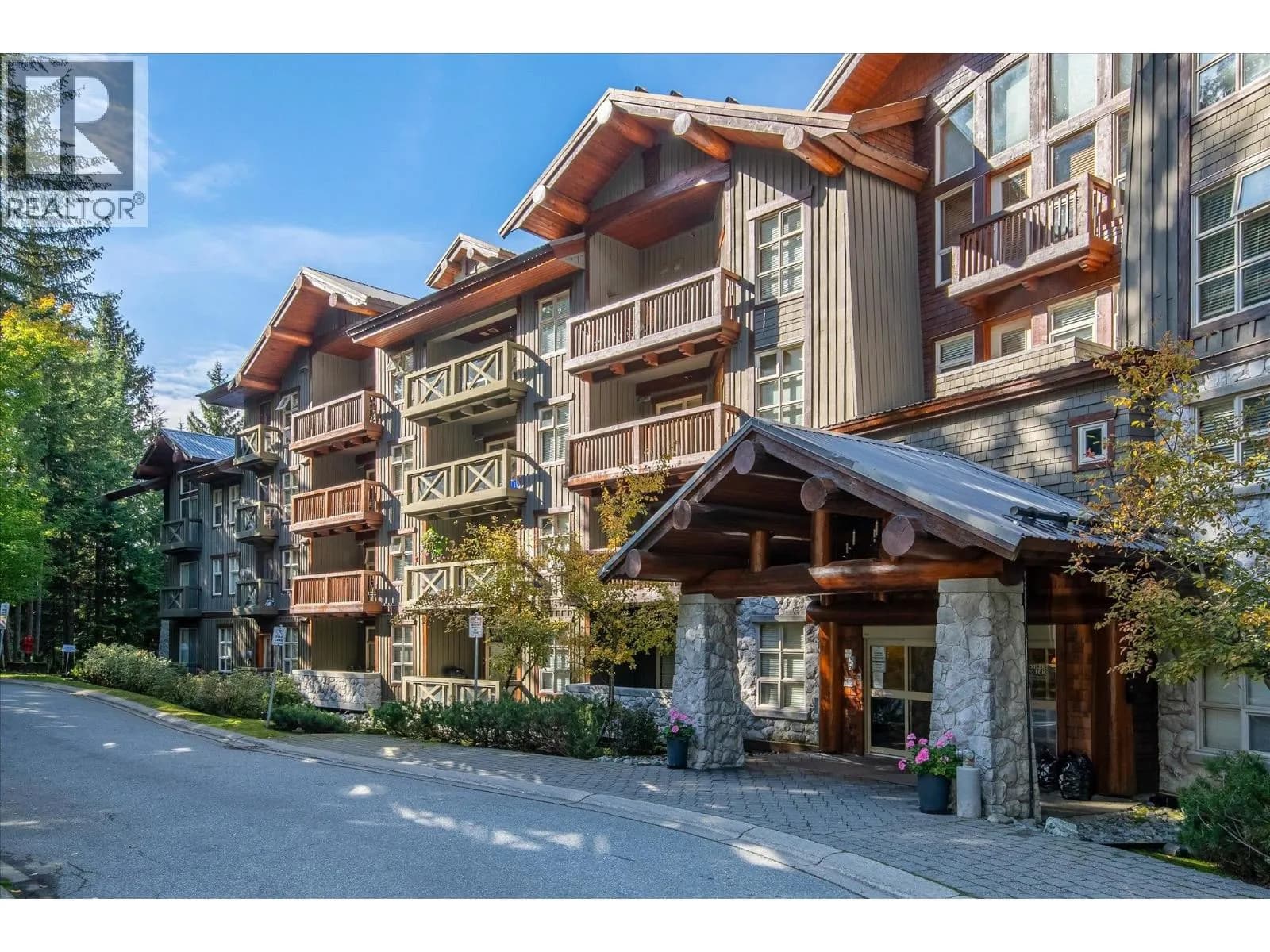 4660 BLACKCOMB WAY, Whistler