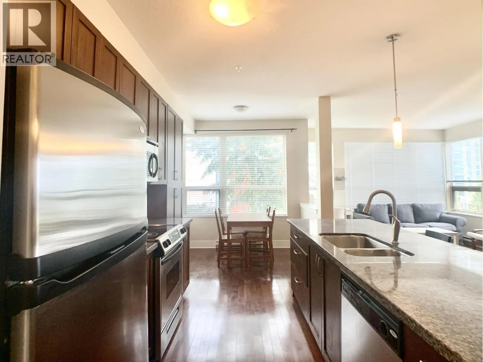 Keenleyside, Vancouver