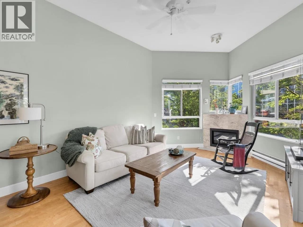 #413 128 W 8TH STREET, North Vancouver, BC photo 5