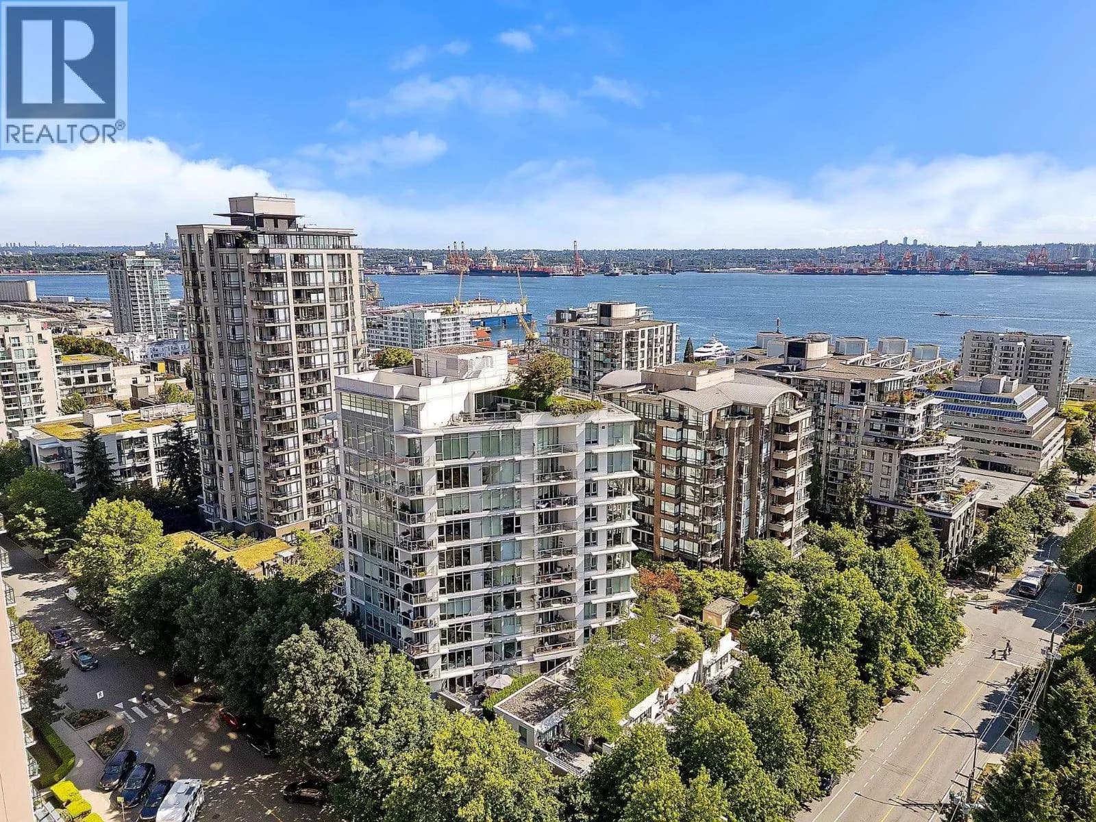 175 W 2ND STREET, North Vancouver