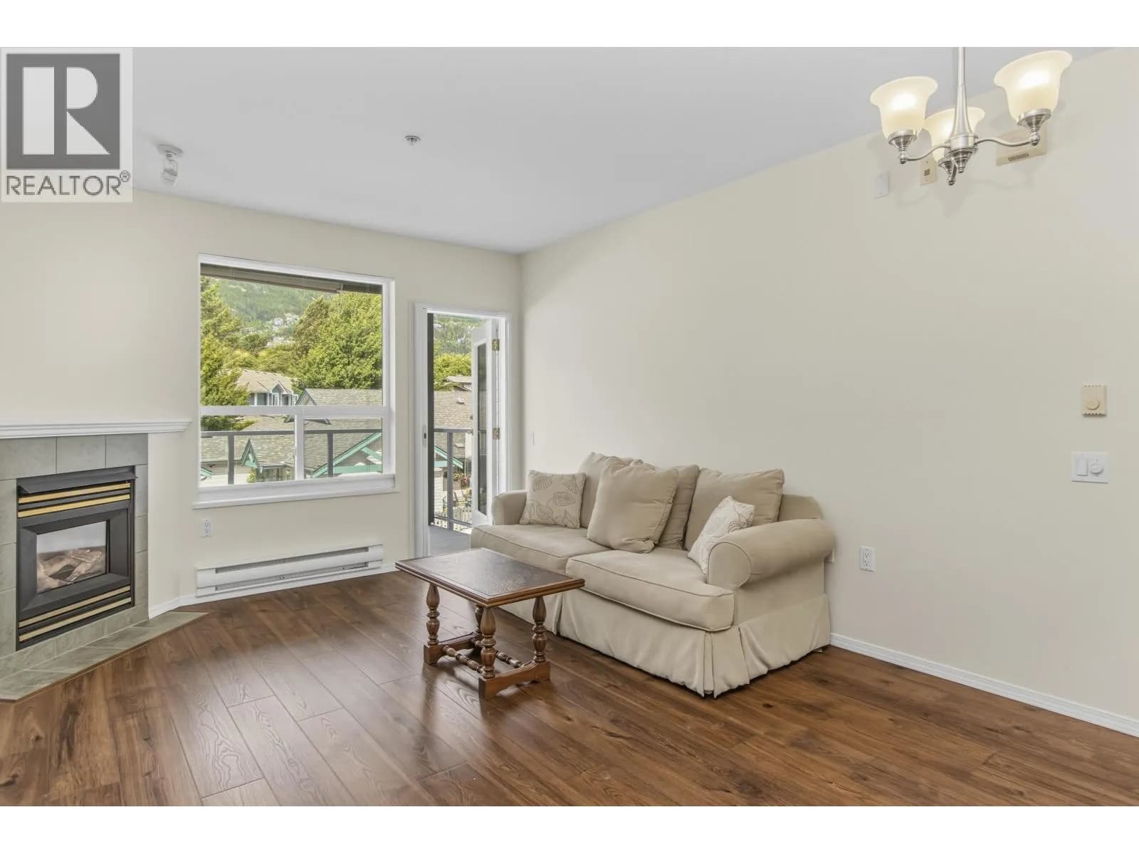 #207 1203 PEMBERTON AVENUE, Squamish, BC photo 4