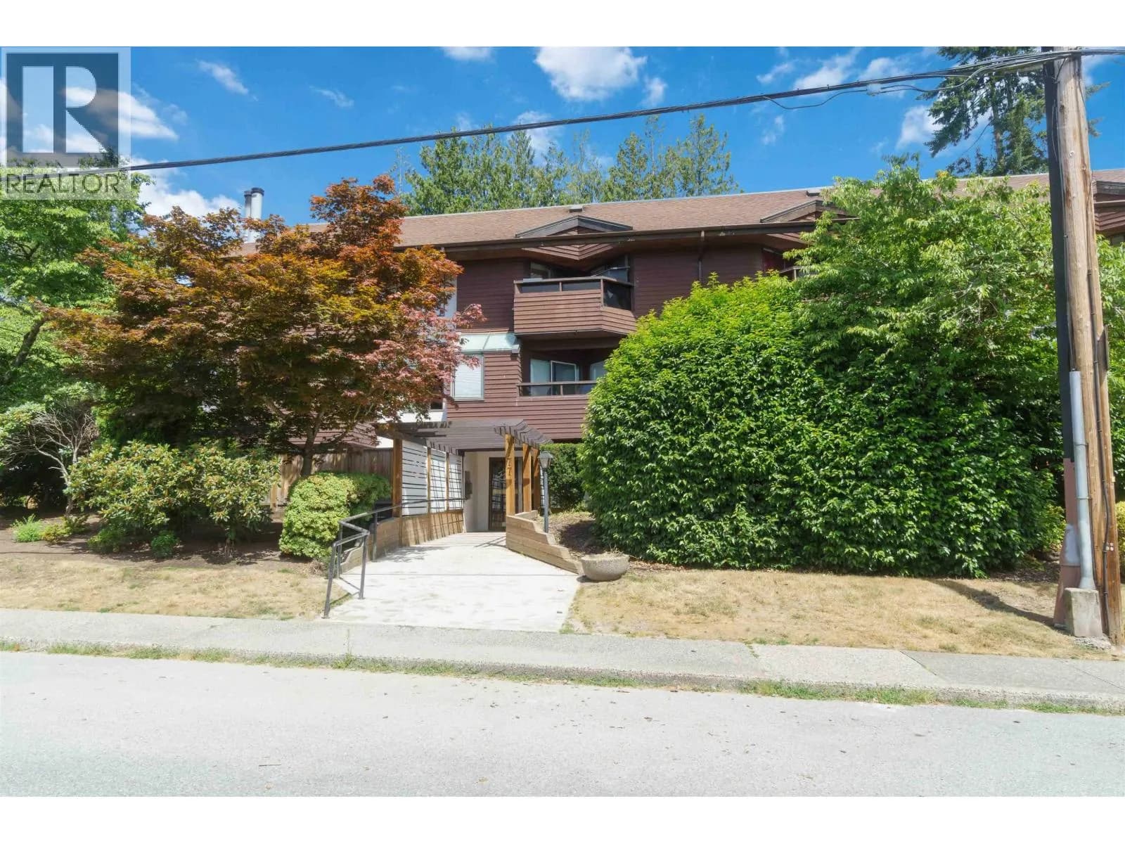 1177 HOWIE AVENUE, Coquitlam