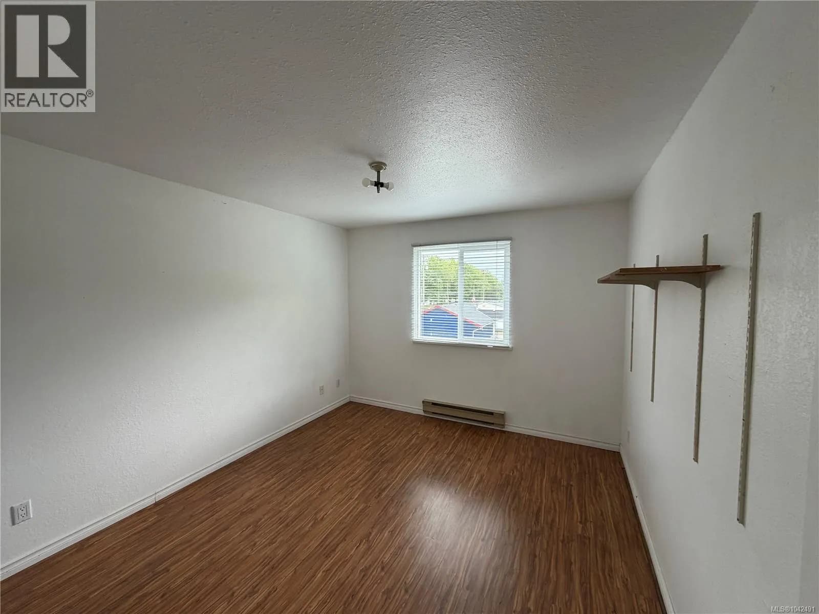 #307 611 MacMillan Dr, Sayward, BC photo 5